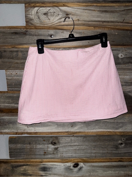 Lilly Pulitzer Dresses & Skirts - Lilly Pulitzer - size 0 skirt- pink and white. 100% cotton